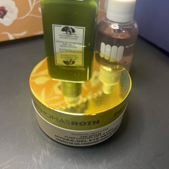 Peter Thomas Roth Gold Gel Moisturizer - Picture 1 of 2